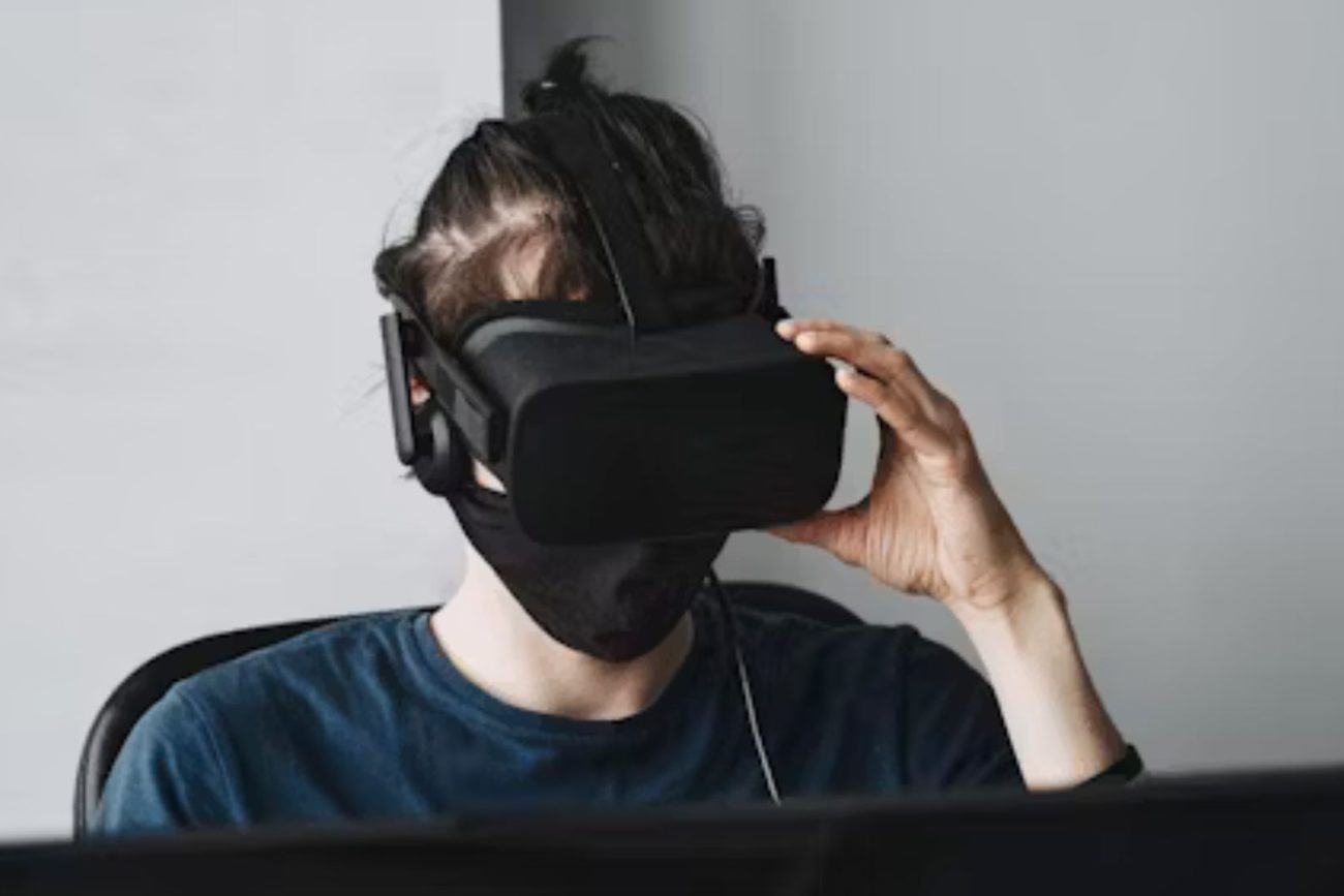 enhancing-virtual-experiences-with-ai-1300x867.jpg